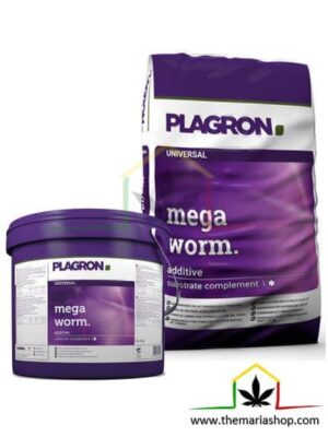 Mega Worm de Plagron es un abono en polvo a base de humus de lombriz, favorece el crecimiento y el desarrollo de raíces. Puedes comprarlo en Themariashop.