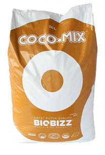 Saco de 50L de COCO MIX de la marca BioBizz que puedes comprar en el grow shop online Themariashop.