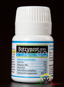 Botryprot, se trata de un fungicida ecológico específico para control de podredumbres en plantas afectadas por la botritis.